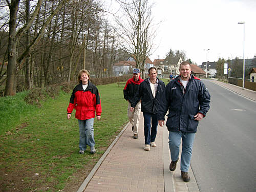 13Loui2004.jpg
