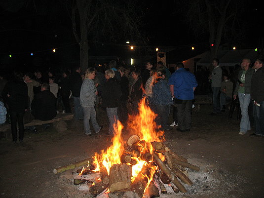 112osternso09.JPG